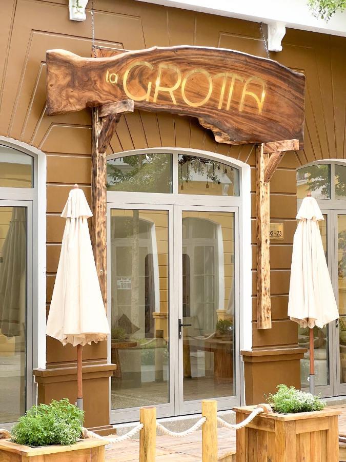 La Grotta Hotel - Phu Quoc Emerald Bay Exterior photo