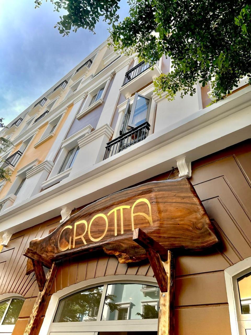 La Grotta Hotel - Phu Quoc Emerald Bay Exterior photo